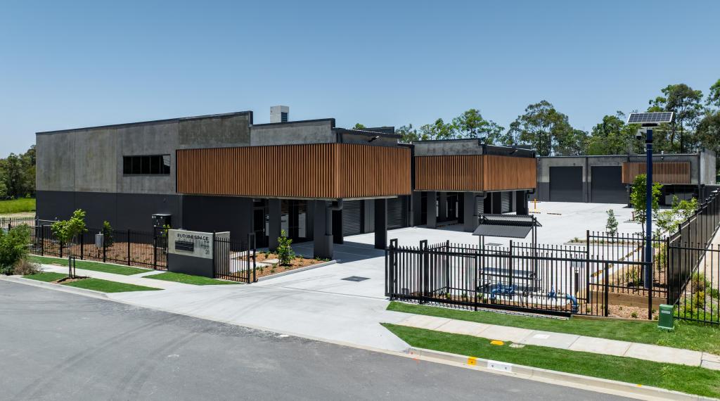 28 Hub Cres, Heathwood, QLD 4110