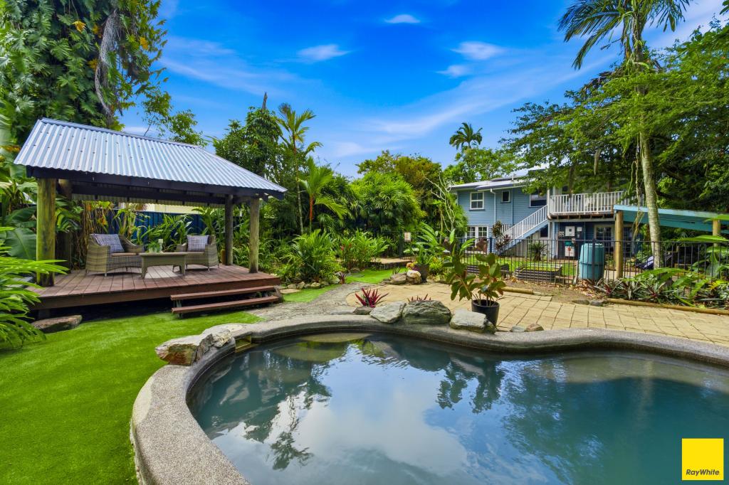 153 Greenslopes St, Edge Hill, QLD 4870