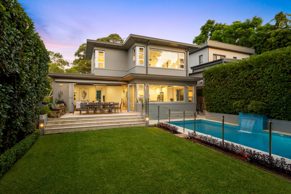 4 Charles St, Castlecrag, NSW 2068
