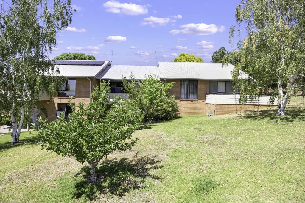 58 Simkin Cres, Kooringal, NSW 2650
