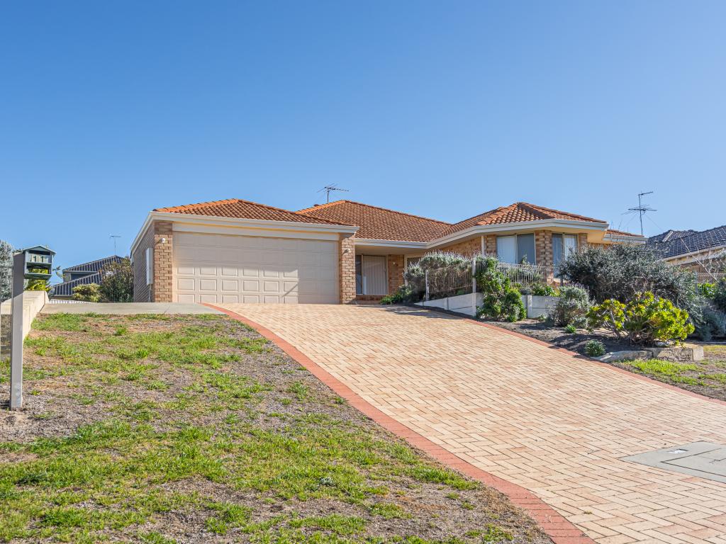 11 Caravel Way, Halls Head, WA 6210