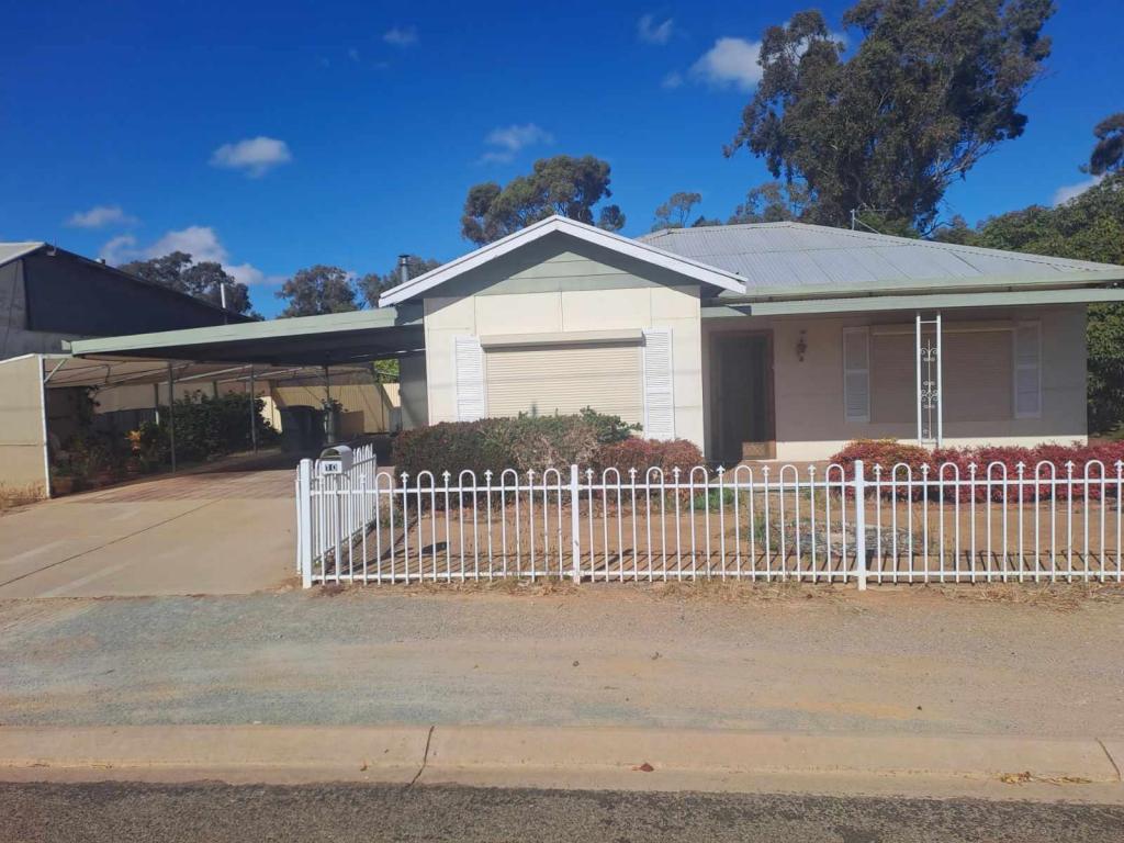 10 Cambridge St, Jamestown, SA 5491