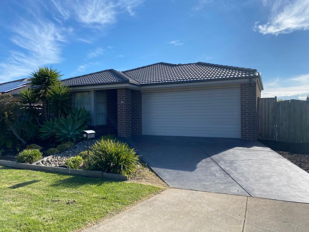 19 Grampian Bvd, Cowes, VIC 3922