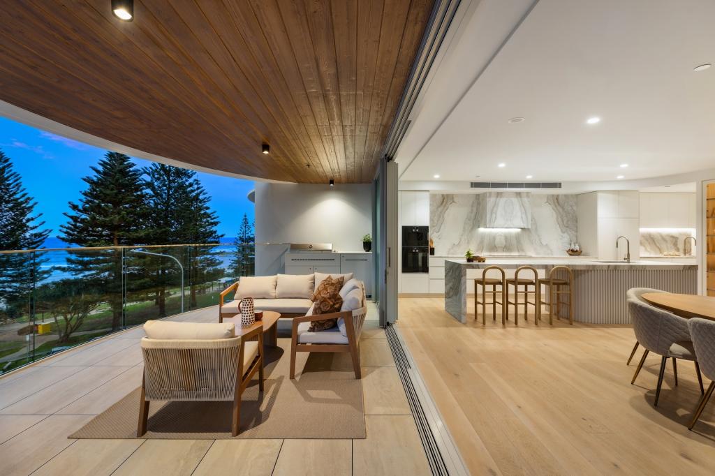 402/154 MARINE PDE, COOLANGATTA, QLD 4225