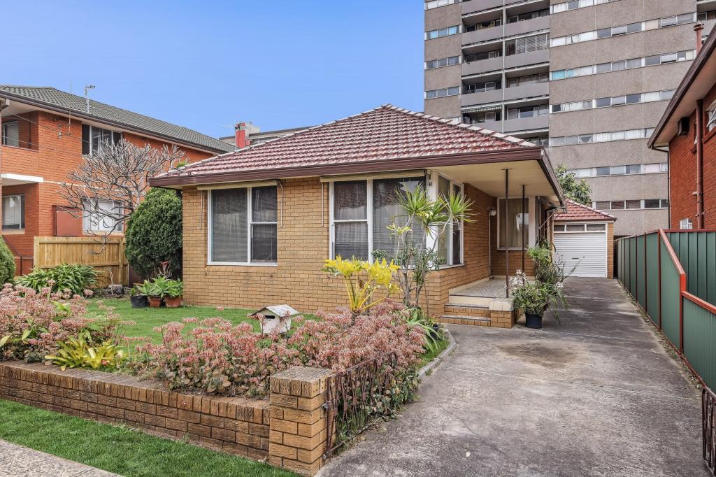 14 Mascot Dr, Eastlakes, NSW 2018