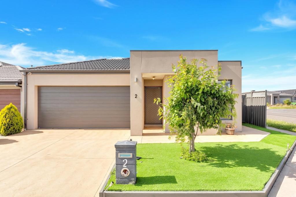 2 ROSEHALL ST, TARNEIT, VIC 3029