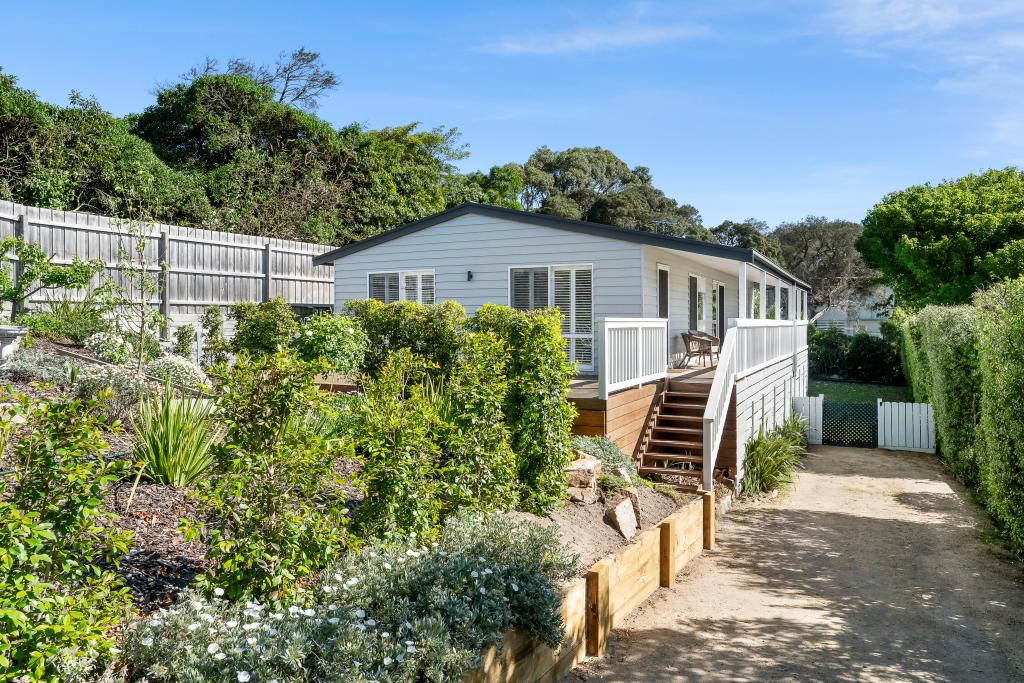 4 Holden Rd, Rye, VIC 3941