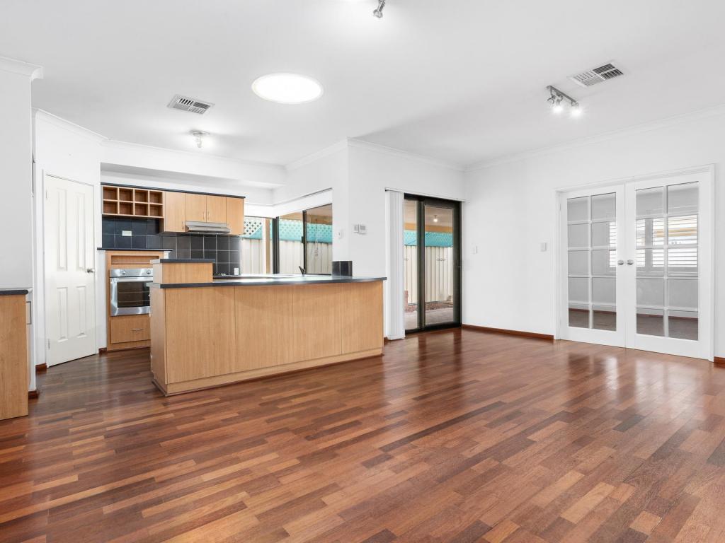 7 Domain Cir, Success, WA 6164