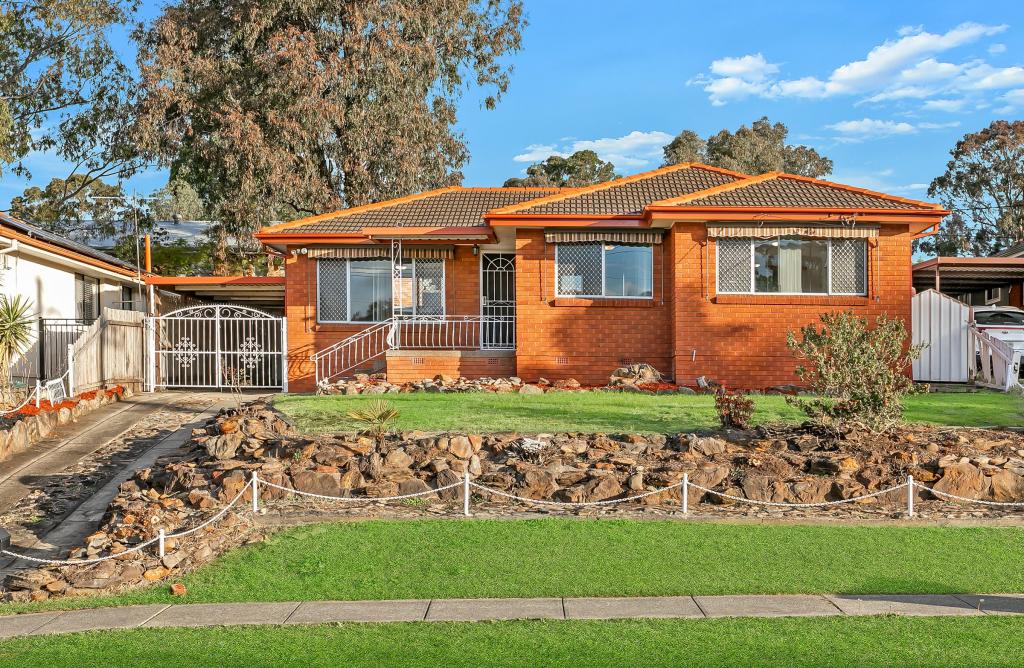 7 Macleay St, Greystanes, NSW 2145