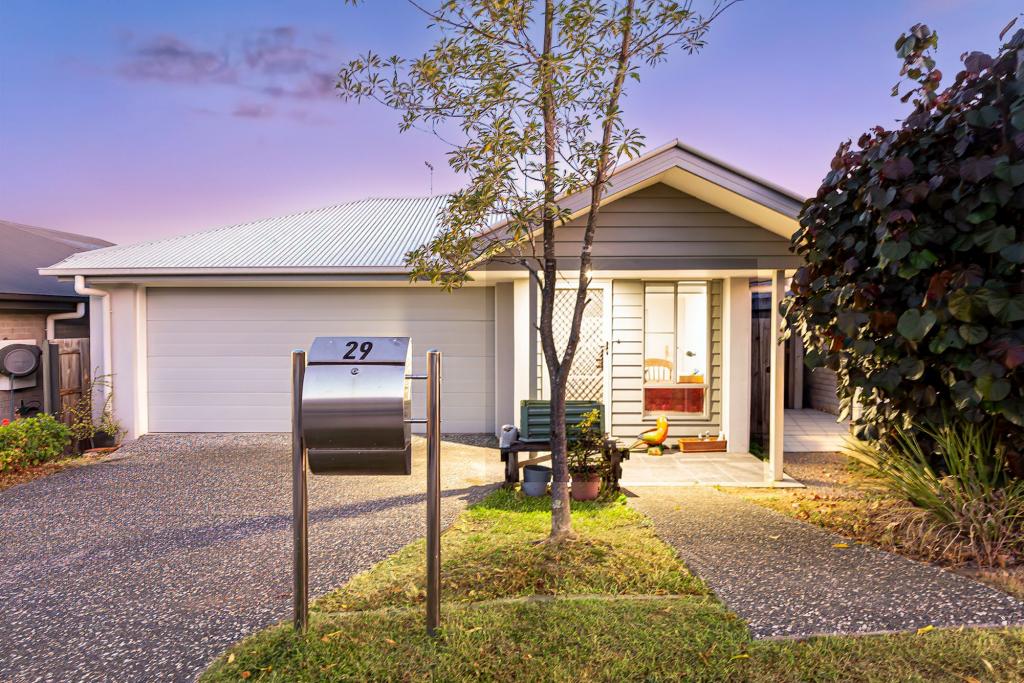29 Hyland Cct, Flagstone, QLD 4280