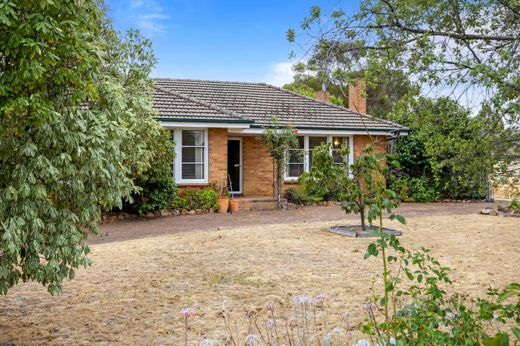 8 Ayrey St, Willaura, VIC 3379