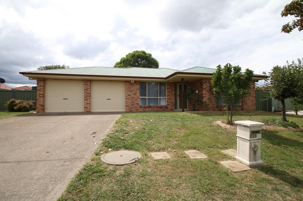 231 Phillip St, Orange, NSW 2800