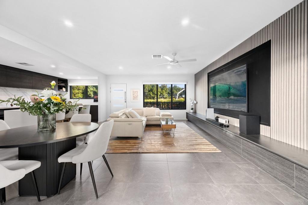 8 Harmony Bvd, Palmview, QLD 4553
