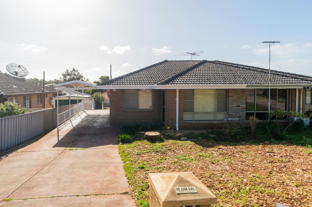 14a Claygate Rd, Hamilton Hill, WA 6163