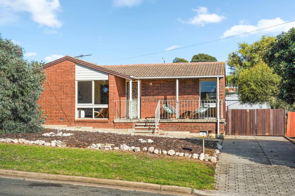 33 Heather Dr, Christie Downs, SA 5164