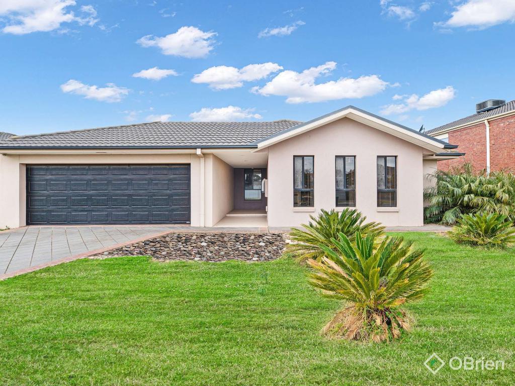 44 Wyperfeld Cct, Caroline Springs, VIC 3023