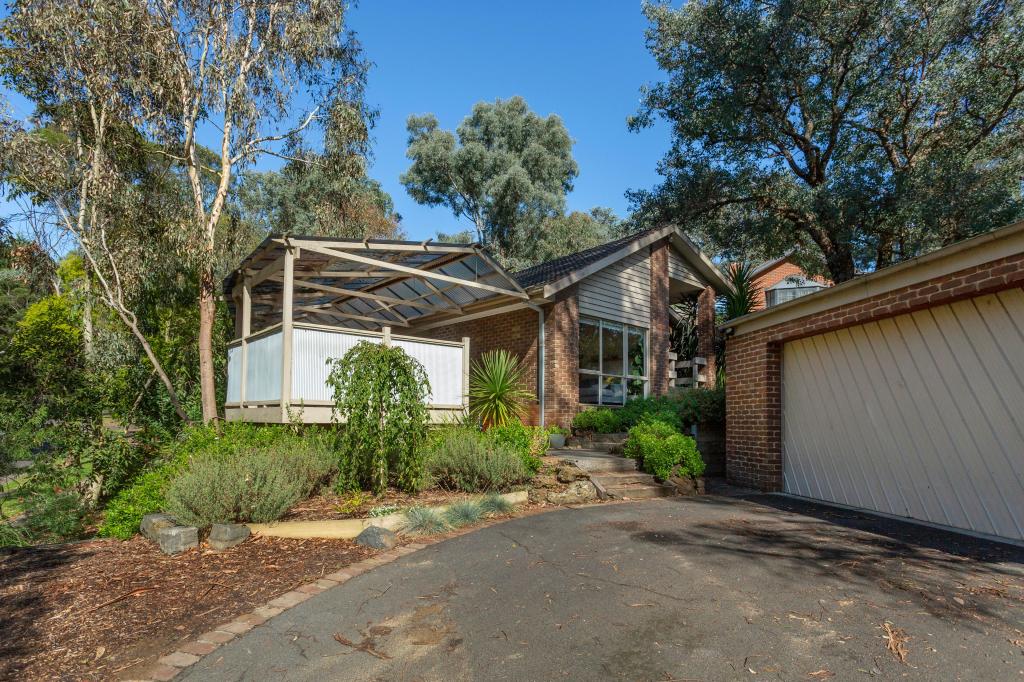 1 Carlyle Cl, Hurstbridge, VIC 3099