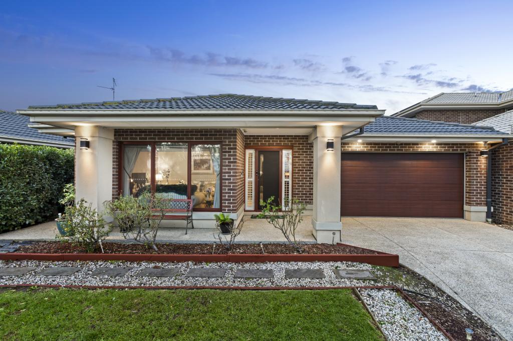 16 Fairvista Ave, Leopold, VIC 3224