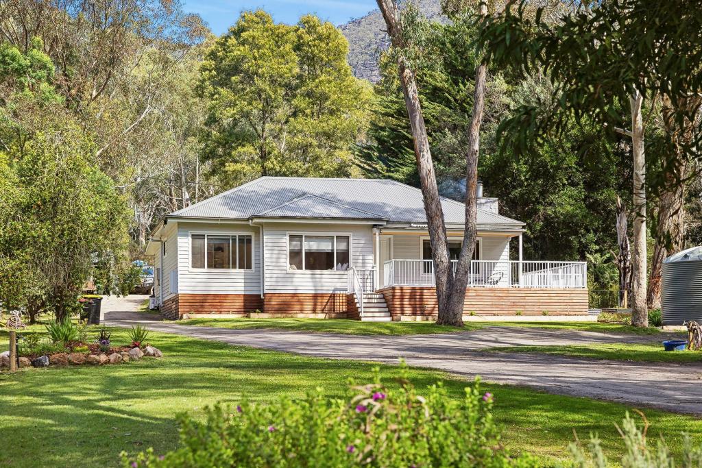 446 Grampians Rd, Halls Gap, VIC 3381