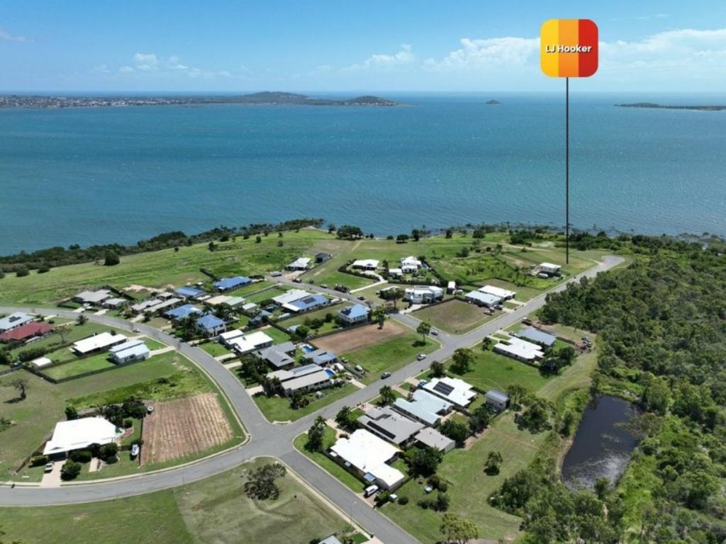 155 OCEAN VIEW DR, BOWEN, QLD 4805