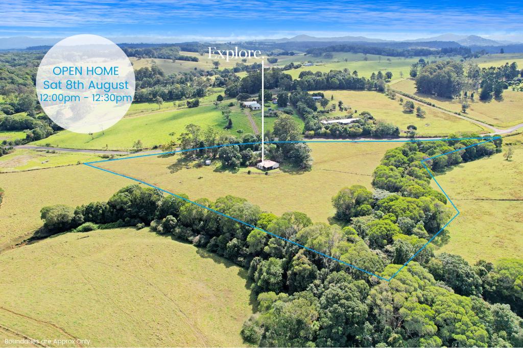124 Russell Rd, Lake Eacham, QLD 4884