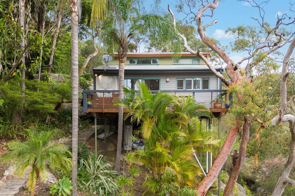 18 MOUNTAIN ASH WAY, UMINA BEACH, NSW 2257