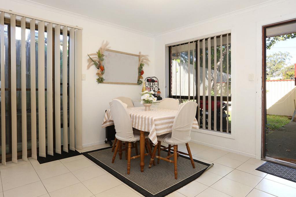 2/233 Central St, Labrador, QLD 4215