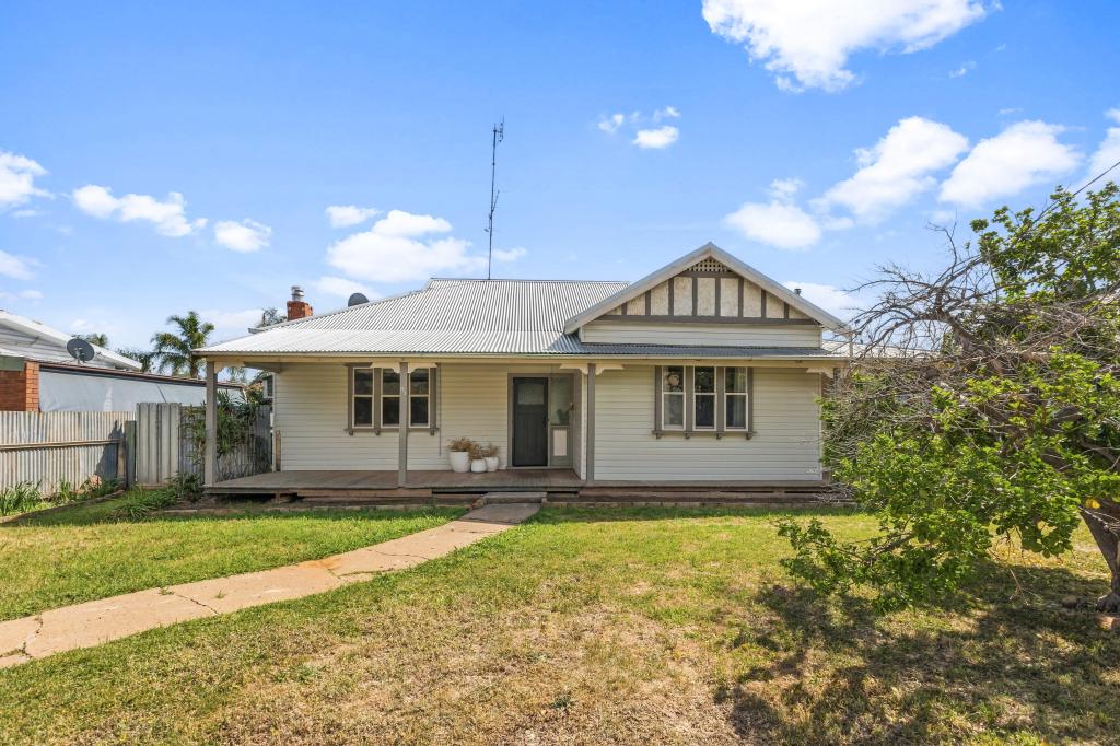 65 Brookong St, Lockhart, NSW 2656