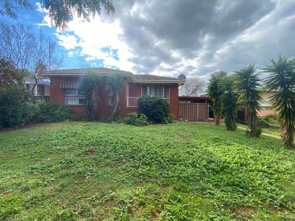 34 EVANS PDE, PARKES, NSW 2870