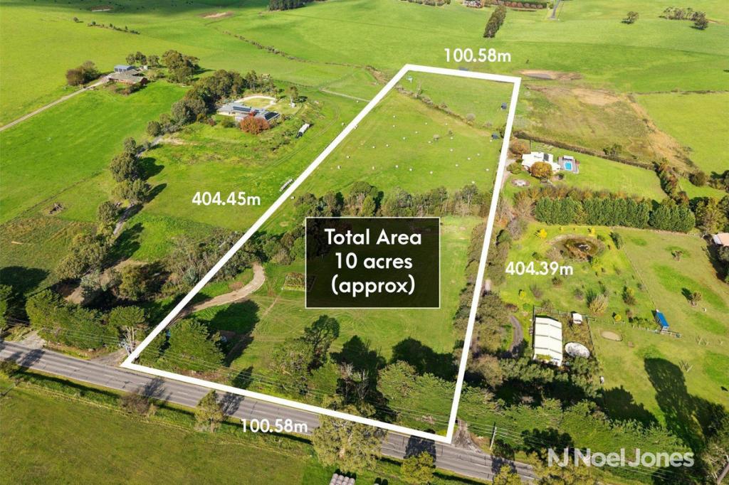 9 Paynes Rd, Chirnside Park, VIC 3116