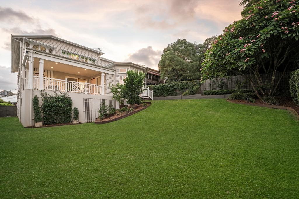 9 Royal Ave, Spring Hill, QLD 4000