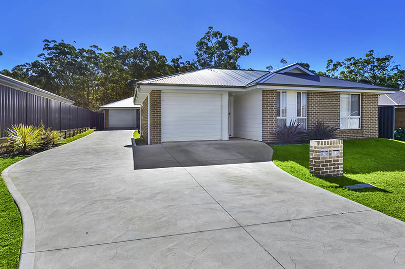 9 Peacehaven Way, Sussex Inlet, NSW 2540