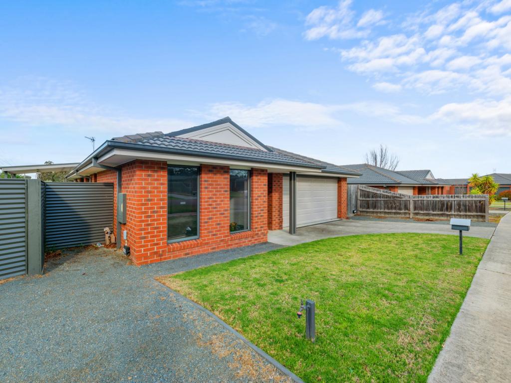 1 Eastern View Dr, Eastwood, VIC 3875