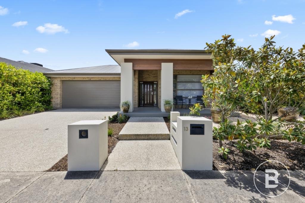 13 Chase Bvd, Alfredton, VIC 3350