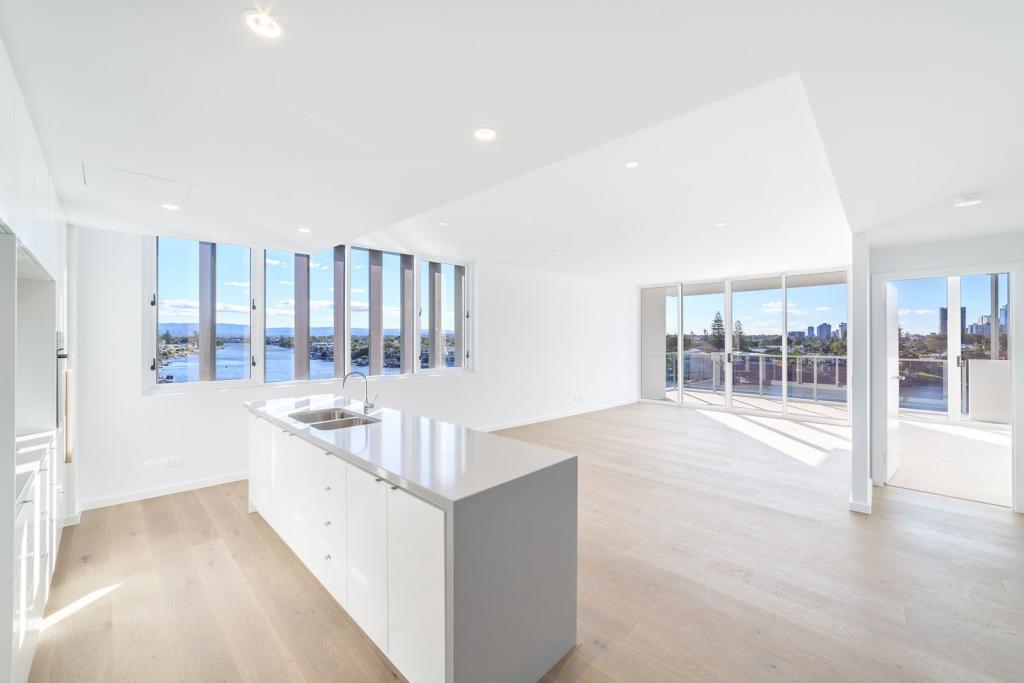 404/19 Cannes Ave, Surfers Paradise, QLD 4217