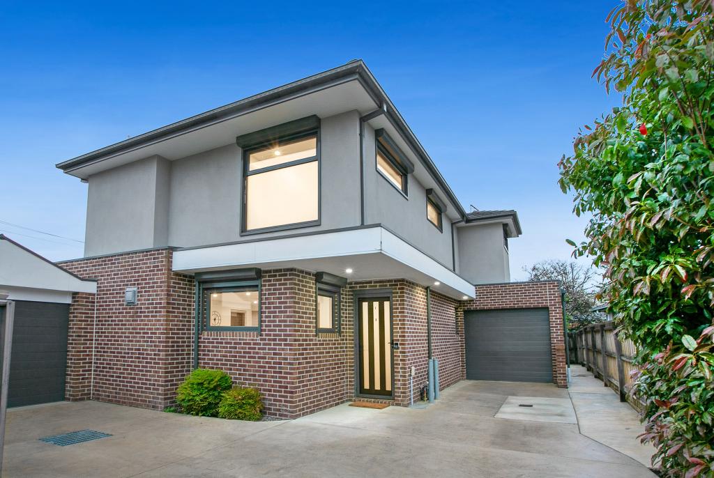 2/72 CHEDDAR RD, RESERVOIR, VIC 3073