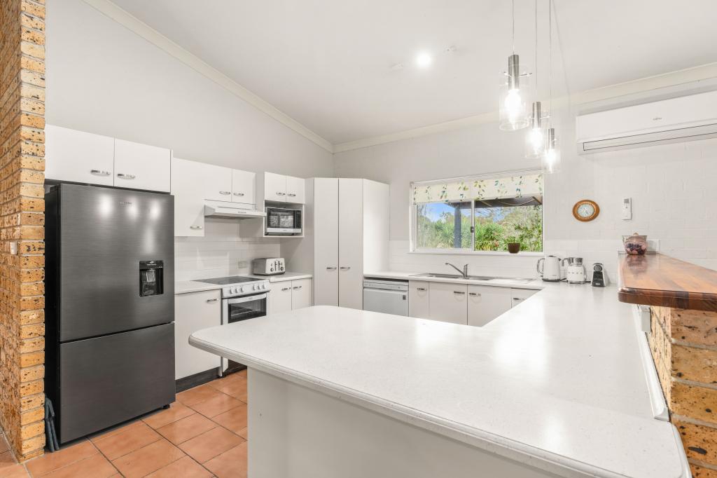 11 Binks Pl, Cambewarra Village, NSW 2540