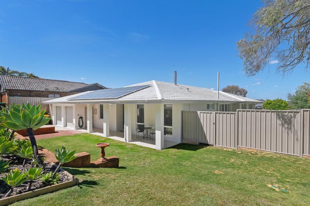 4 Ashover Gr, Carine, WA 6020