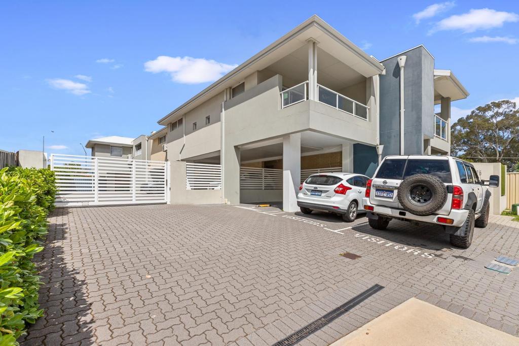 4/126 Tibradden Cir, Ascot, WA 6104