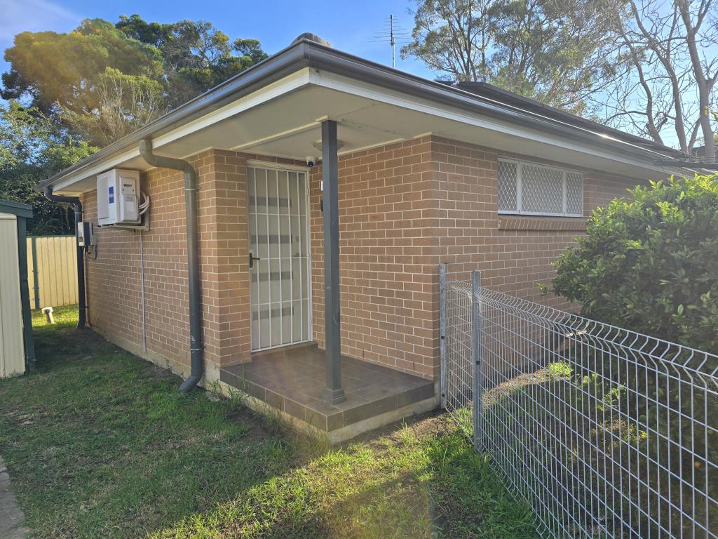 4a Luzon Ave, Lethbridge Park, NSW 2770