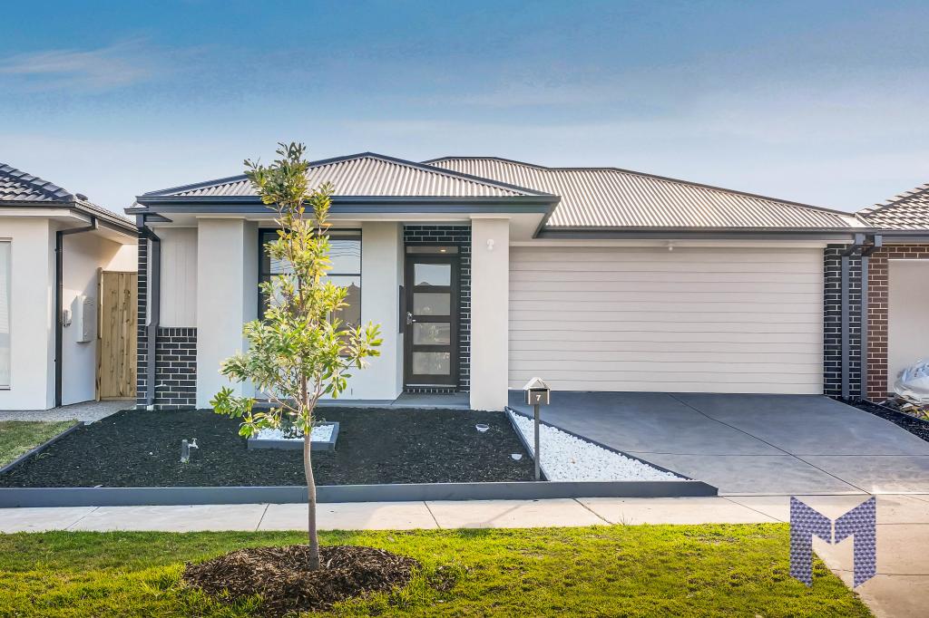 7 Ginnala Rd, Sunbury, VIC 3429