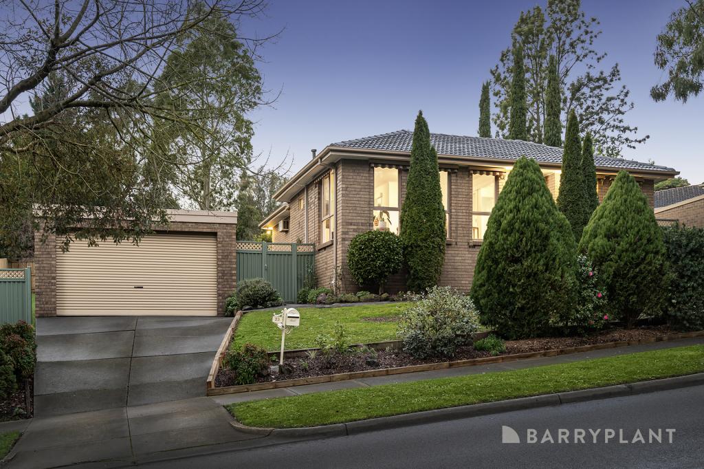 23 Batterbee Dr, Mooroolbark, VIC 3138