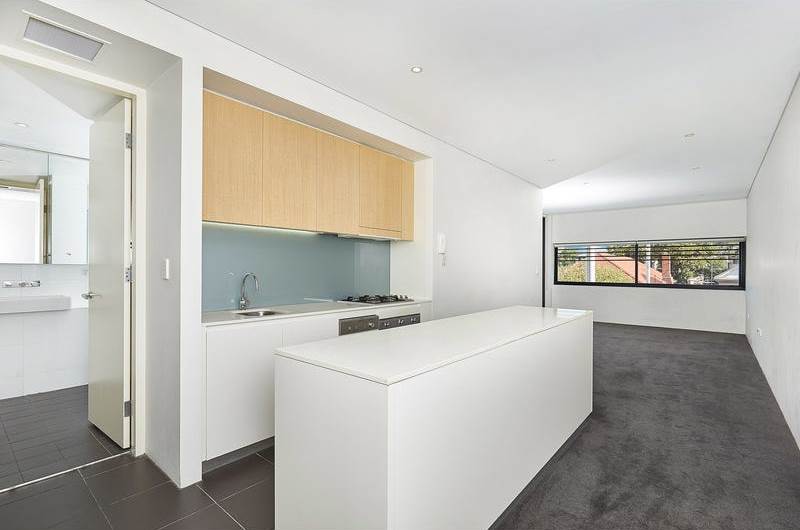 303b/260 Anzac Pde, Kensington, NSW 2033