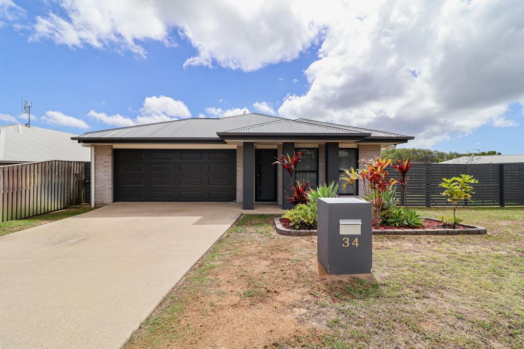 34 CLOVER CRES, BOYNE ISLAND, QLD 4680