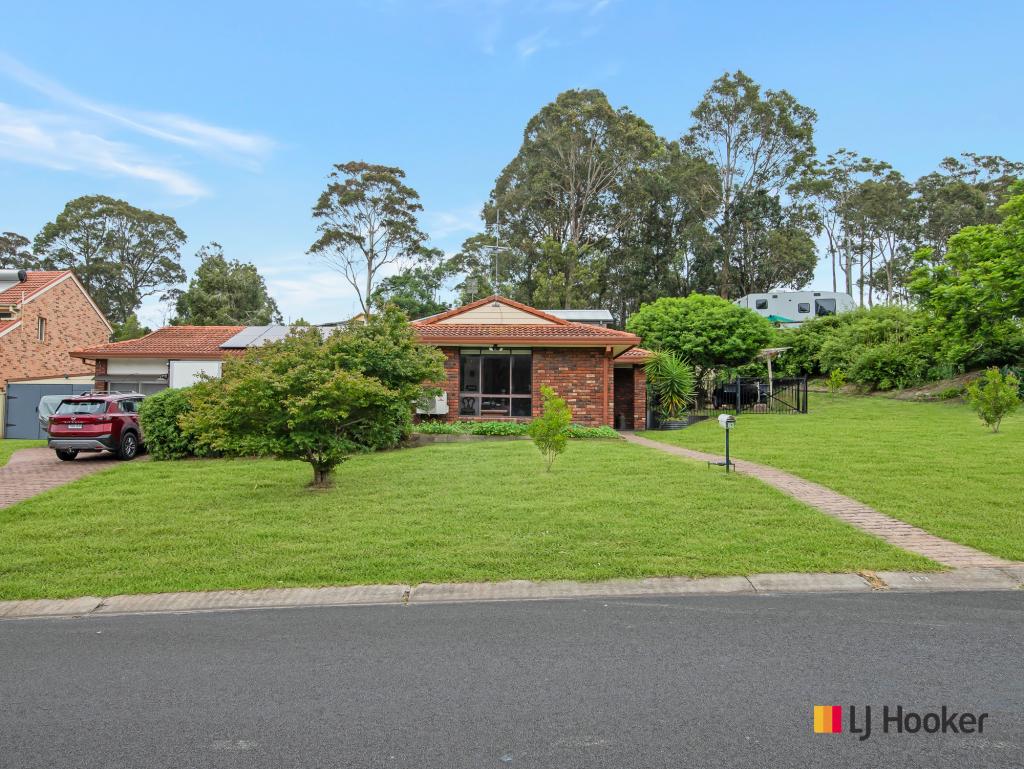 83 Karoola Cres, Surfside, NSW 2536