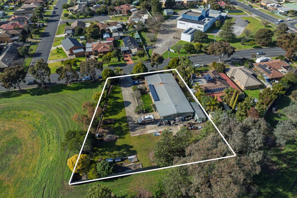 319 Eden St, Lavington, NSW 2641
