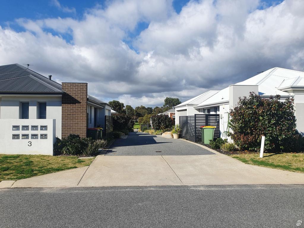 2/3 Firbank Rd, Beeliar, WA 6164