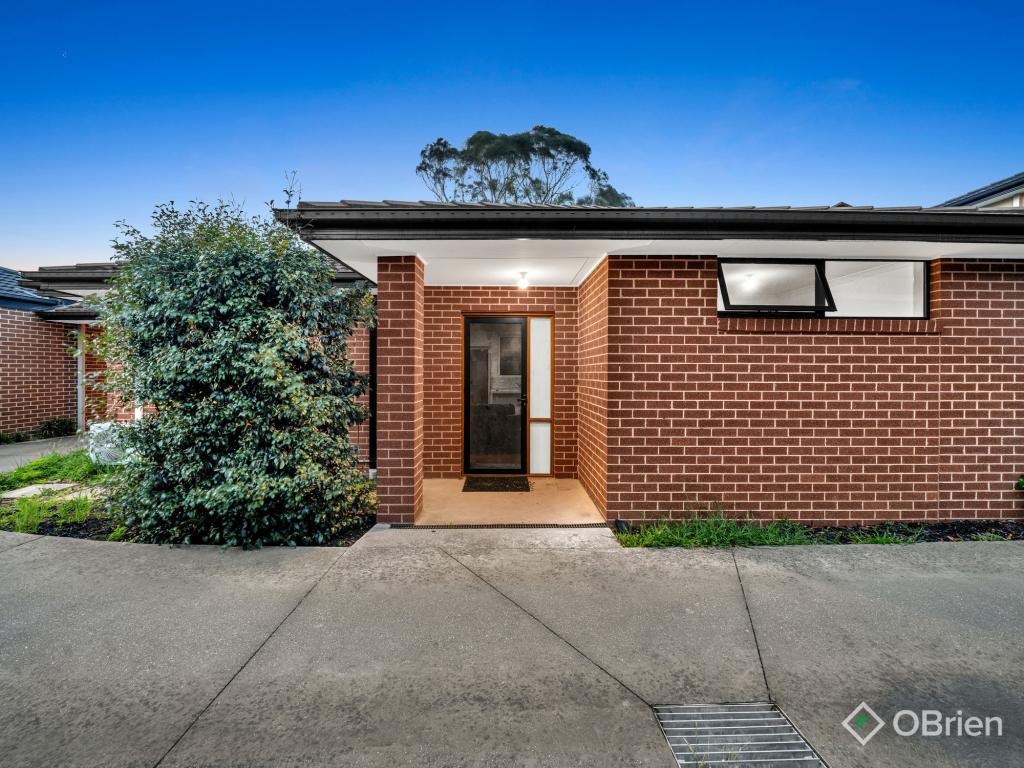 2/3 Macey St, Cranbourne, VIC 3977