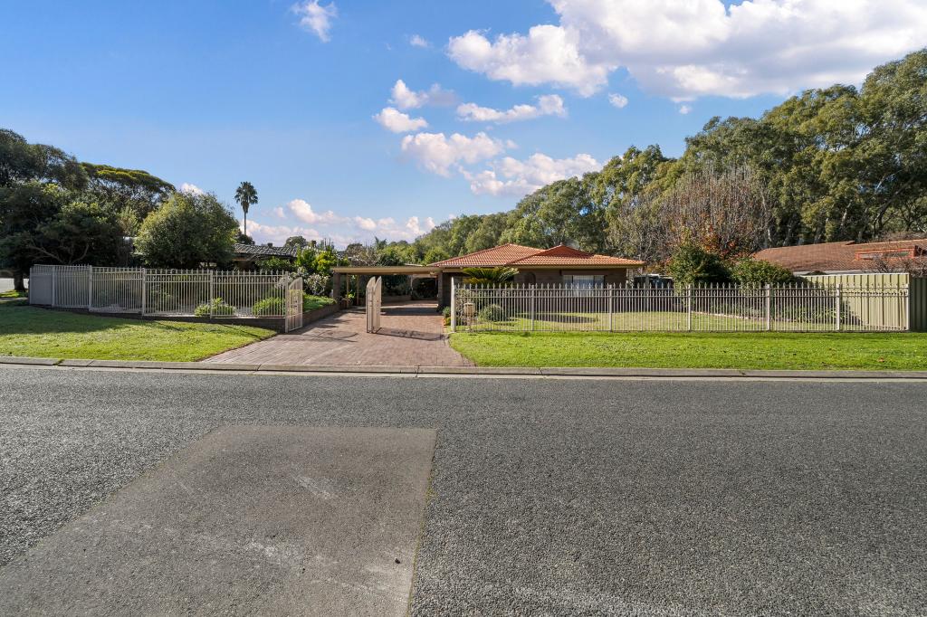10 Deconno Ct, Dernancourt, SA 5075
