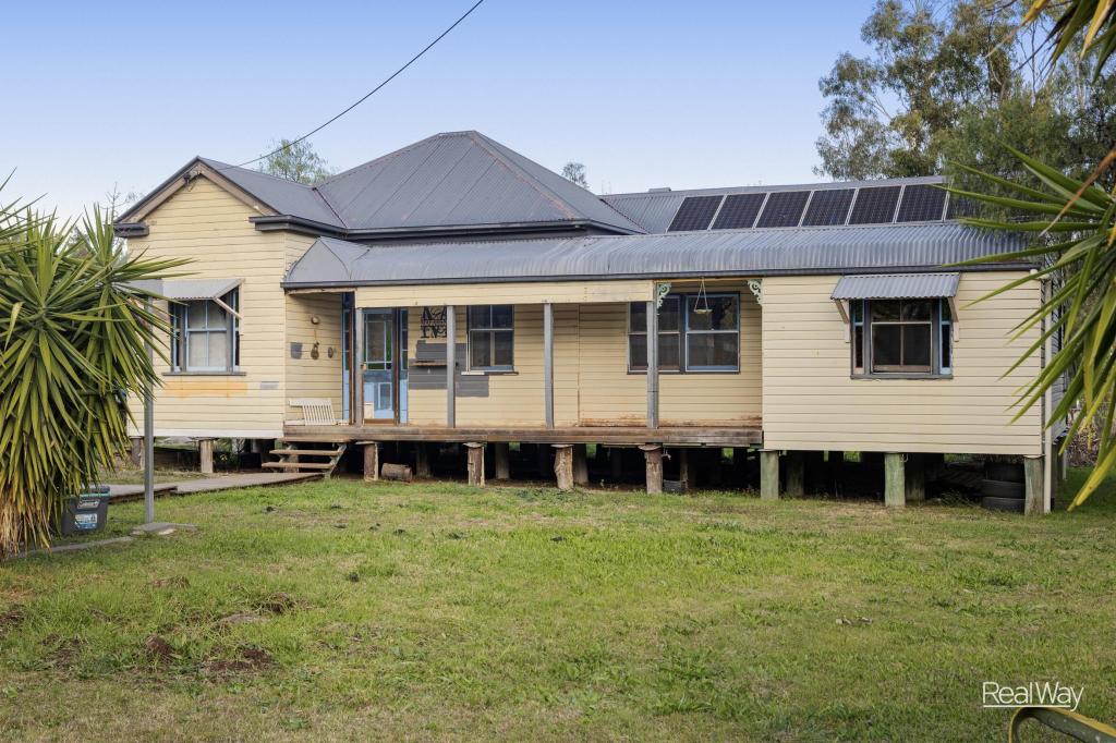 8 Kann St, Goombungee, QLD 4354